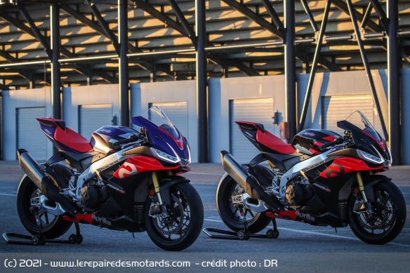 Les deux coloris de l'Aprilia RSV4 Factory