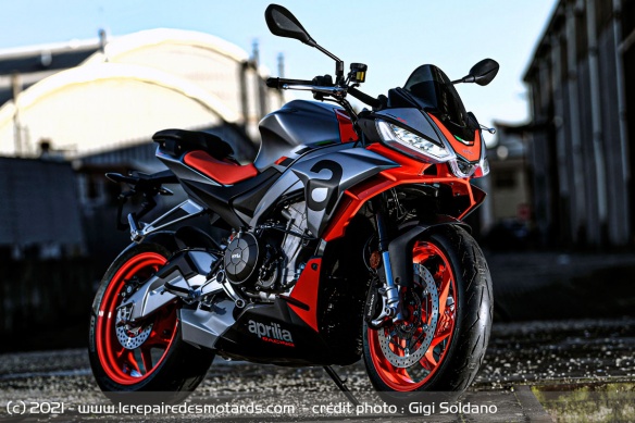 L'Aprilia Tuono 660