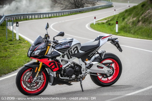 Essai de l'Aprilia Tuono V4 1100 Factory