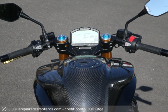 Ergonomie de l'Ariel Ace R 1200