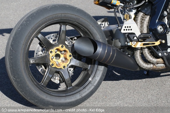 Les jantes en carbone de l'Ariel Ace R 1200