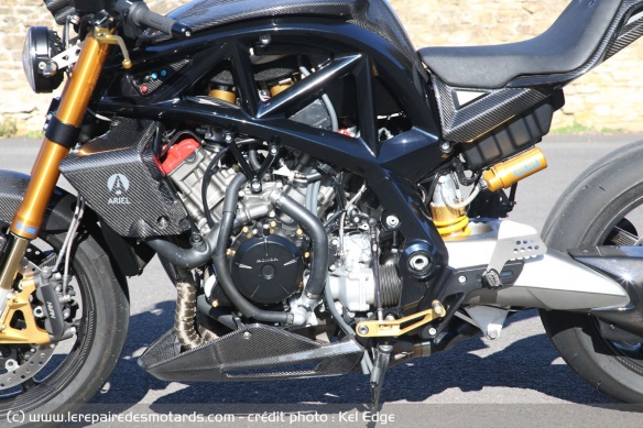 Le V4 serait capable d'atteindre les 300 km/h