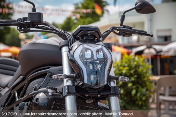La géométrie a été revue avec une fourche un peu plus ouverte