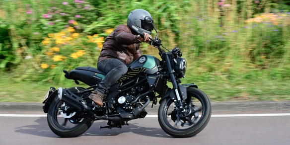 Essai Benelli Leoncino 125