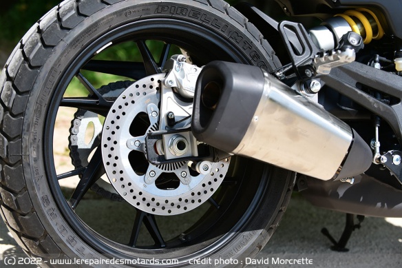 Disque de ø 260 mm avec étrier à 2 pistons et ABS