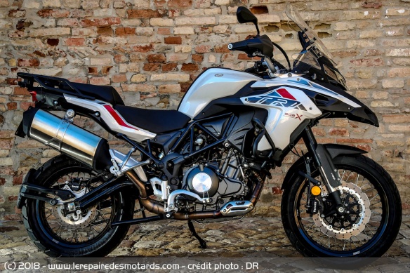 Benelli TRK 502 X