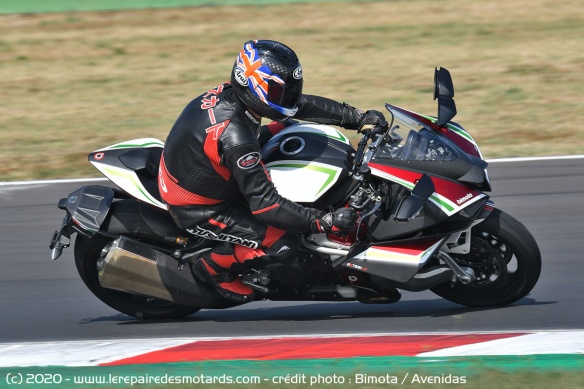 Essais de la Tesi H2 sur le circuit de Misano