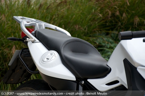 La selle de la BMW F 800 GT