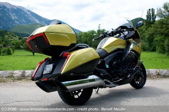 Outre ses valises, la Grand America se distingue de la Bagger par son coloris jaune