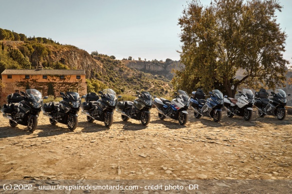 Coloris, finitions, options, accessoires... la gamme BMW K1600 se décline à toutes les sauces et à tous les prix