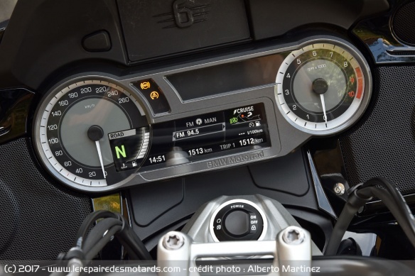 Le compteur de la BMW K1600B