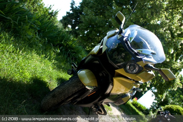 Phare de la BMW K 1600 Grand America