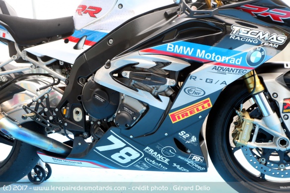 Dans cette version, la S1000RR délivre près de 220 chevaux