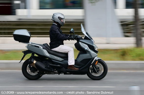 4.100 tr/mn en ville à 50 km/h