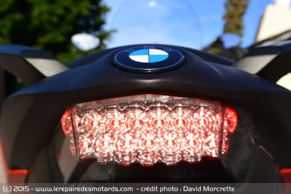 Feu arrière C650Sport