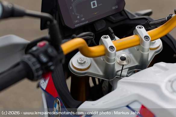 La fourche inversée réglable de la BMW F 450 GS Trophy