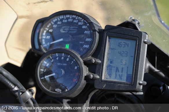 Les compteurs de la BMW F700GS