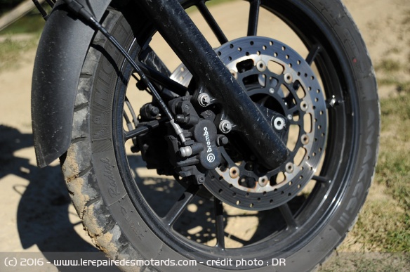 Le trail se pare d'etriers Brembo 