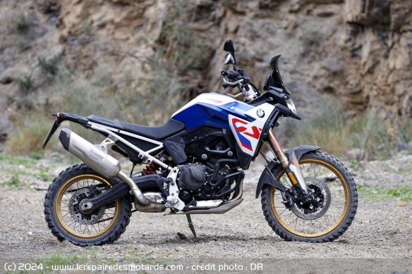 La BMW F 900 GS Trophy