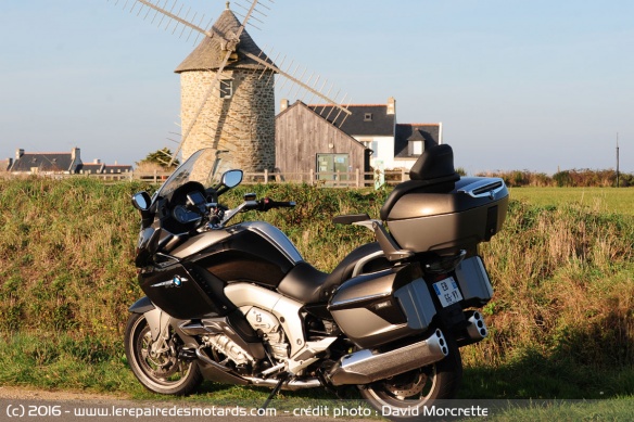 BMW K 1600 GTL Exclusive sur départementale