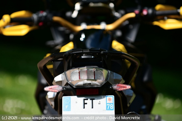 Feu ar à LED