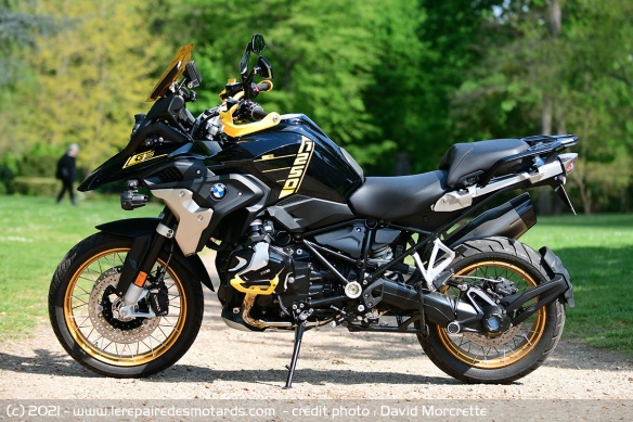 La R 1250 GS, la référence trail et un anniversaire 40 ans