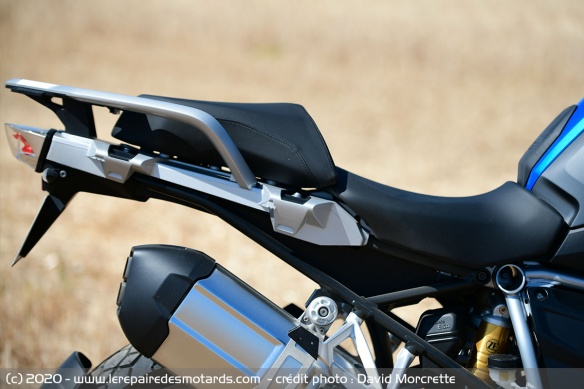 Selle à 850 / 870 mm - réglage possible entre 2 hauteurs sous la selle