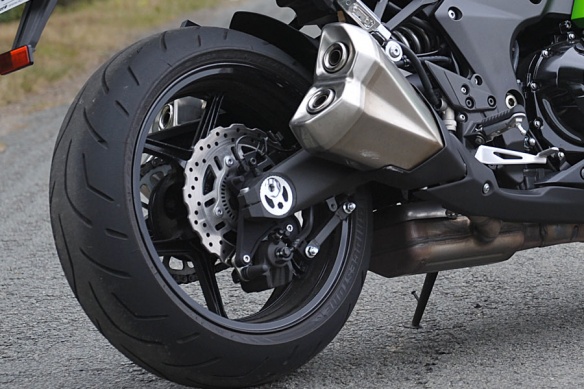 Z1000sx - tension de chaine par excentrique