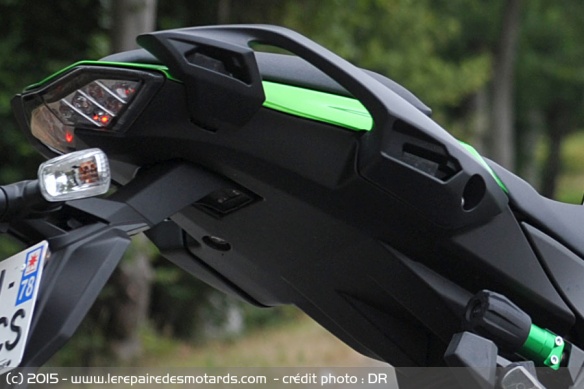 Boucle arrière Kawasaki z1000sx stylée et pratique
