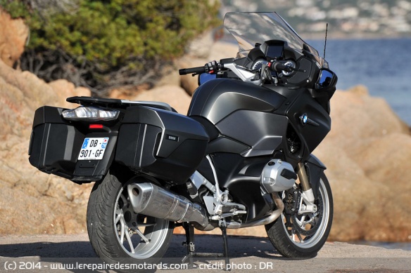 Vue arrière BMW R 1200 RT