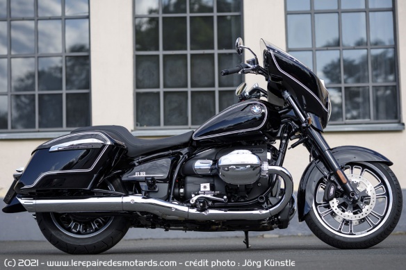 La B se présente comme la déclinaison Bagger du cruiser bavarois