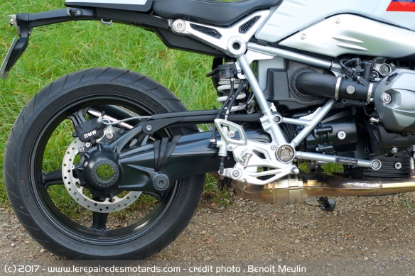 Roue arrière de la BMW R nineT Racer