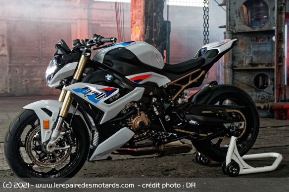 La BMW S 1000 R