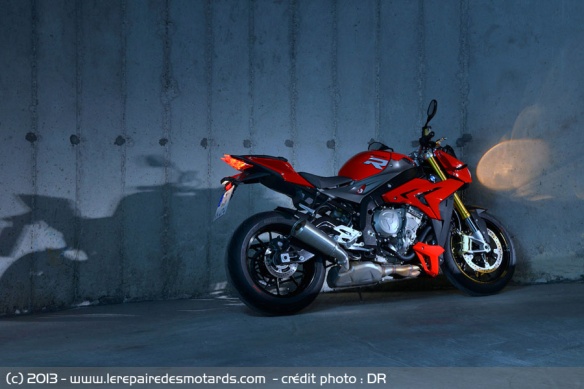 Roulage de nuit en BMW S1000R
