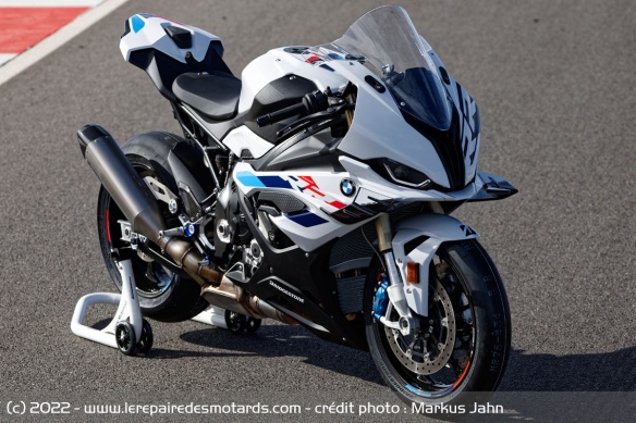 La BMW S 1000 RR 2023 s'affiche à partir de 20.740 euros