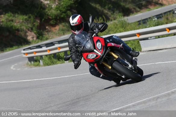 BMW S1000 XR sur route