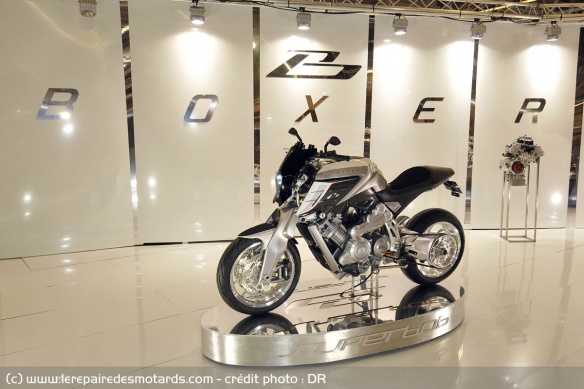 Le prototype Superbob dévoilé en 2011 au Salon de Paris