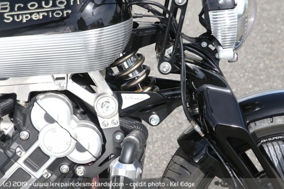La fourche de type Fior de la Brough Superior Anniversary