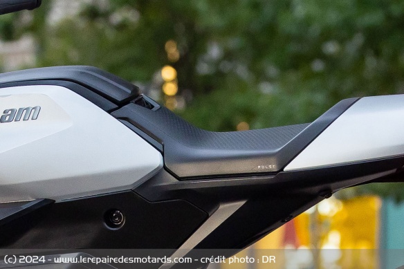 La selle de la Can-Am Pulse