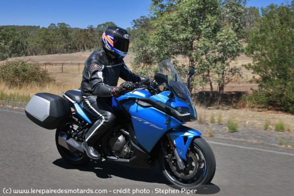 La CF Moto 650 GT à vitesse stabilisée