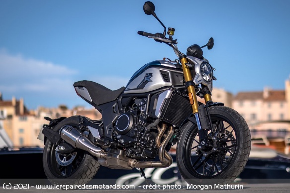 Essai de la CF MOTO 700 CL-X Heritage Essai de la CF MOTO 700 CL-X Heritage