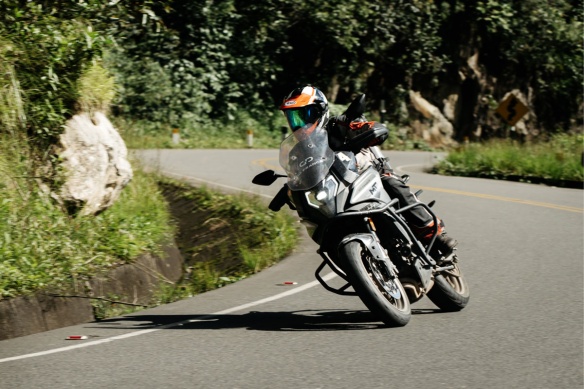 Essai du trail routier CFMOTO 700 MT