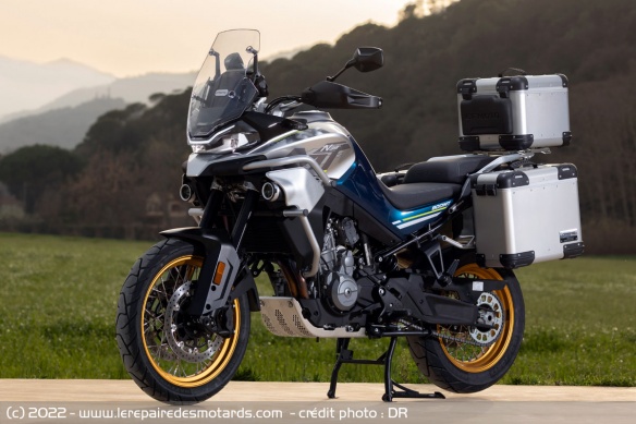 CFMOTO 800 MT Touring
