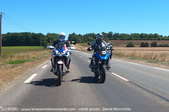 Nous avons parcouru plus de 1.000 kms à leurs guidons