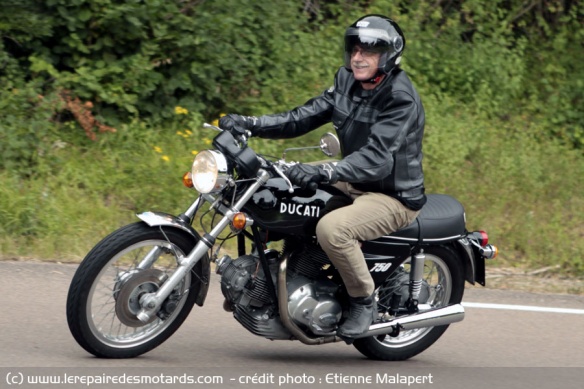 Michel Augendre, proprio de cette merveille, peut avoir le sourire, une 750 GT en cet état se négocie autour de 12.000 euros !