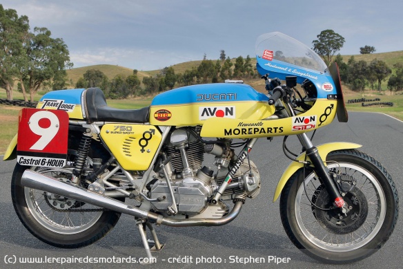 La moto de la course de 1977 a été entièrement restaurée par Motorcycling Australia