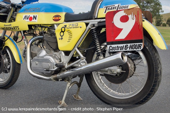 Les doubles silencieux Conti d'origine de la 750SS