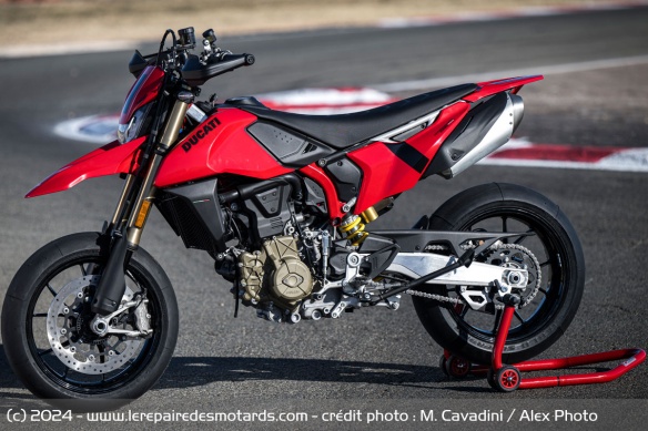 L'Hypermotard s'appuie sur un treillis tubuilaire en acier