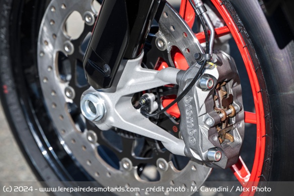 L'étrier radial Brembo de la Ducati Hypermotard 698 Mono RVE
