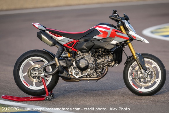 La Ducati Hypermotard V2 SP